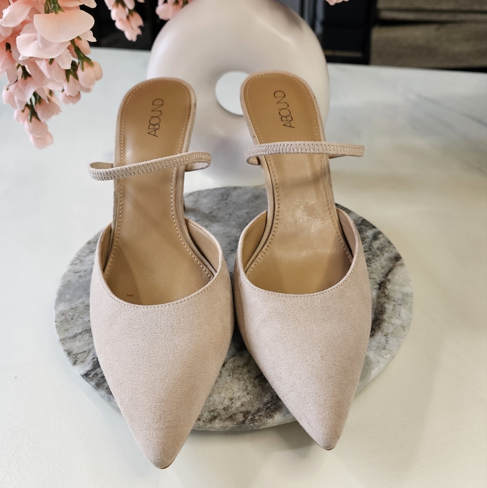Nude Stilettos